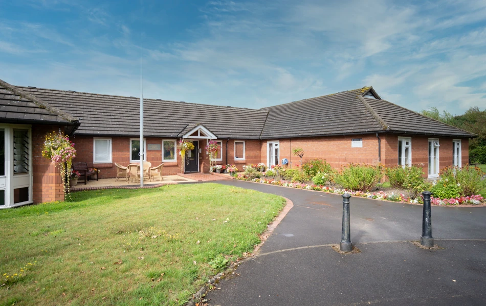 Welcome to Halcyon House in Formby