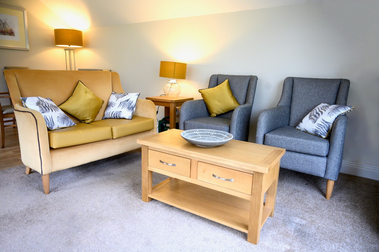 Lounge area with coffee table