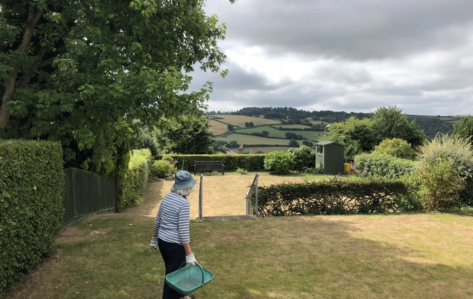 resident-in-garden-at Glen Tor, Torrington EX38 8DZ