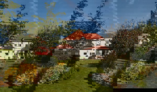 Colwyn Bay, Whitehall Road LL28 4HW, House