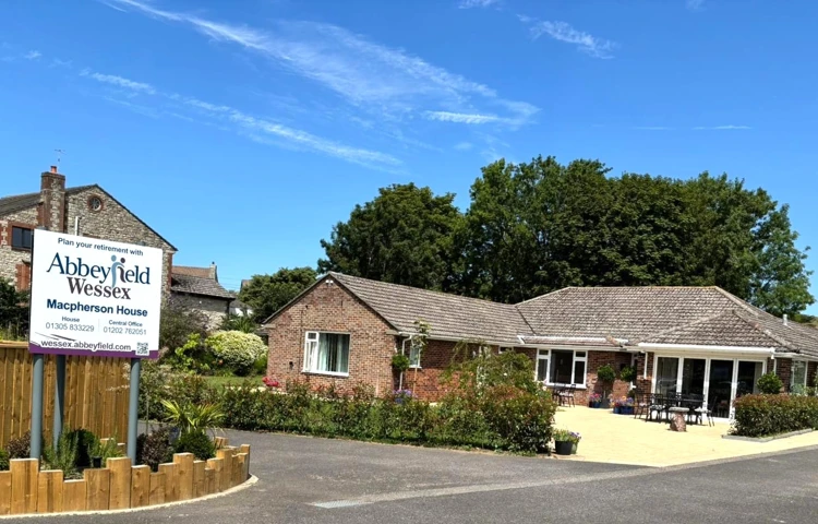 Macpherson House Front 2