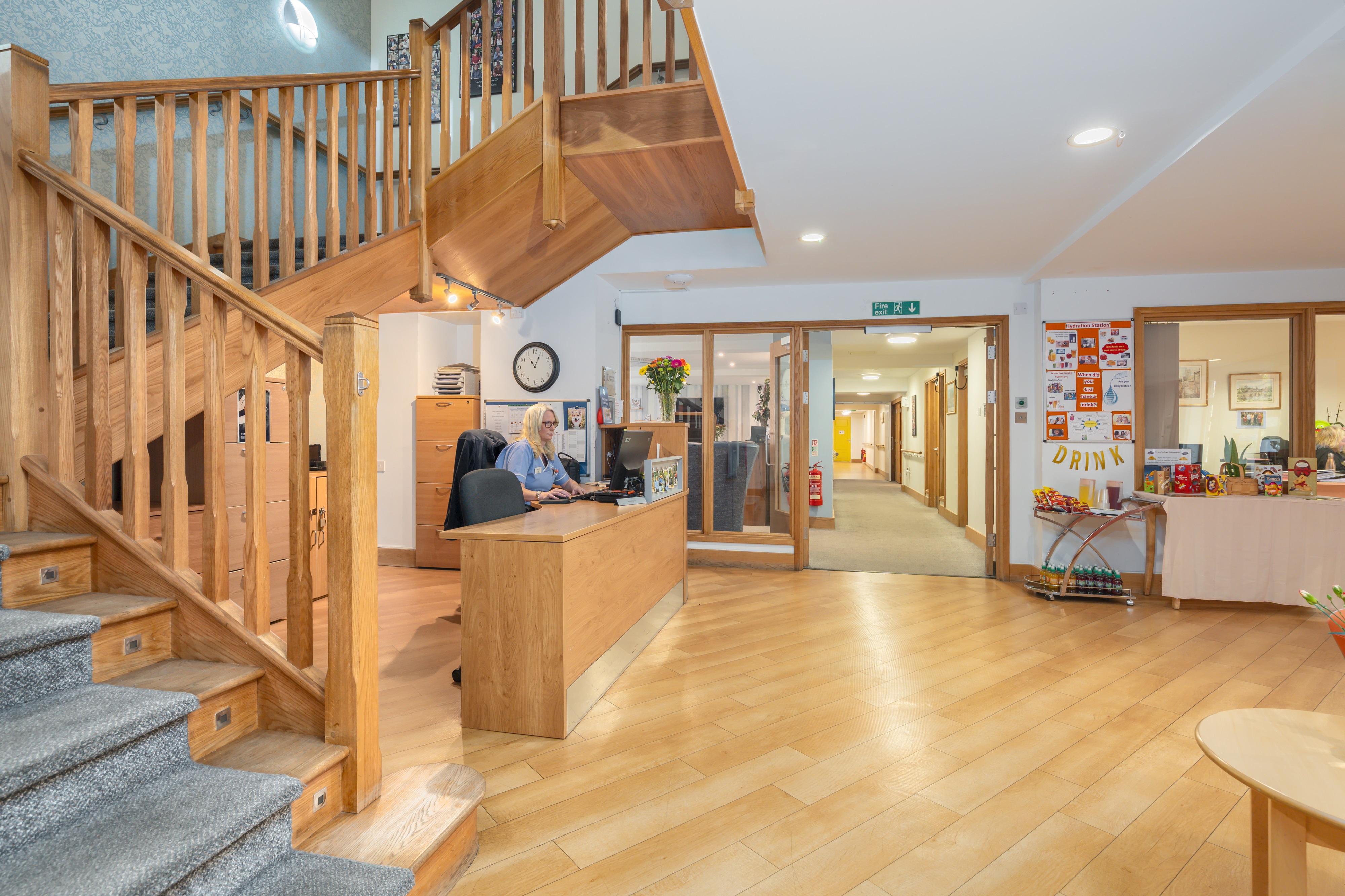 Bright And Spacious Welcoming Reception At Hatch Mill