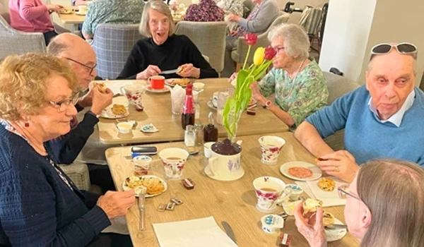 Holdenhurst Cream Tea 13