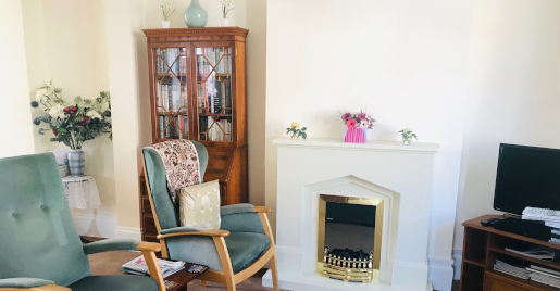 lounge of Abbeyfield House, Sherborne DT9 4HA (1)