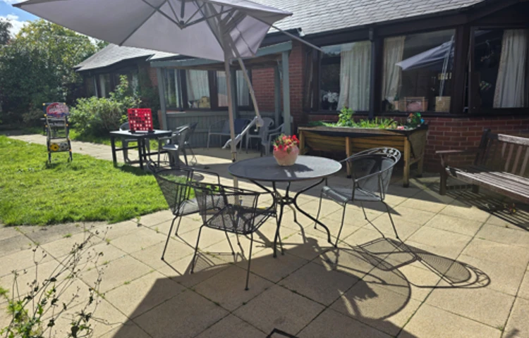 Sunny Garden Where Residents Can Relax And Socialise At Downing House, M20 4PP