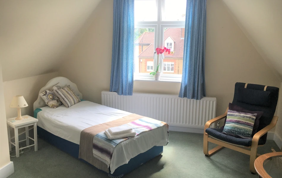 Single bedroom at Abbeyfield House, Reigate RH2 9DZ (1)