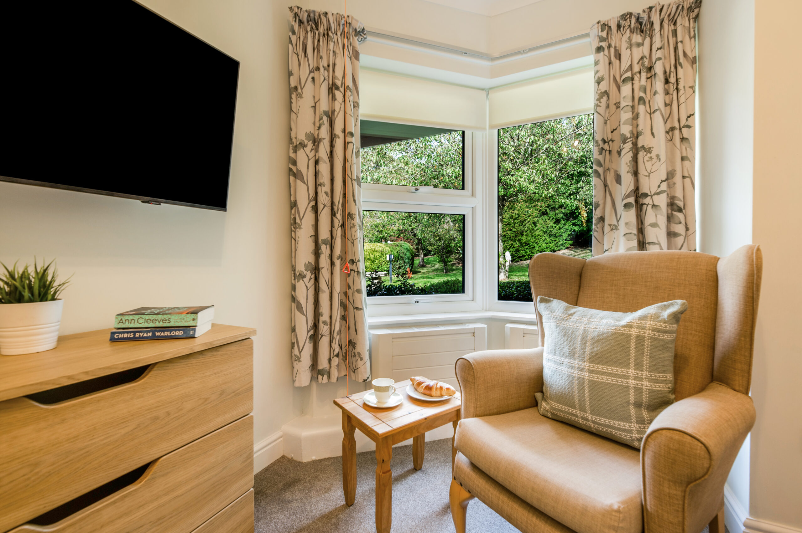 Castle Farm Bedroom Window Seating