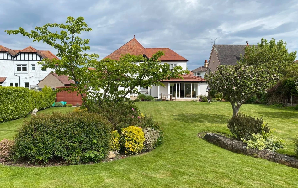 Colwyn Bay, Whitehall Road LL28 4HW, Garden