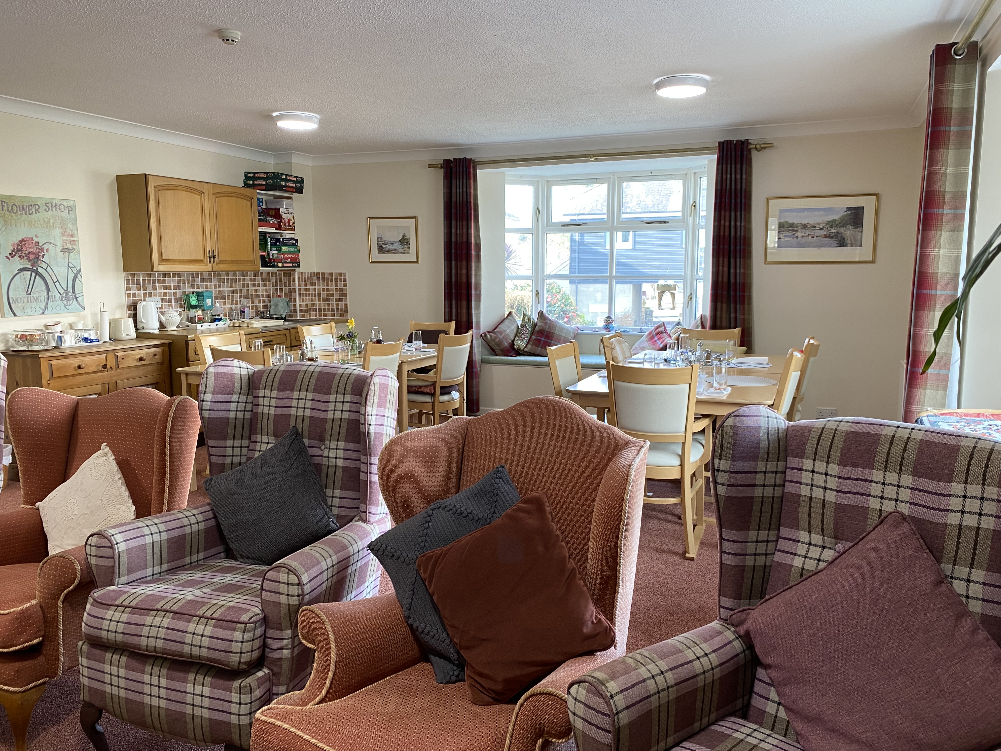Lounge and dining room at Abbeyfield House, Kingsbridge TQ7 1RL