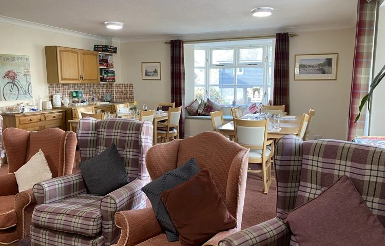 Lounge and dining room at Abbeyfield House, Kingsbridge TQ7 1RL