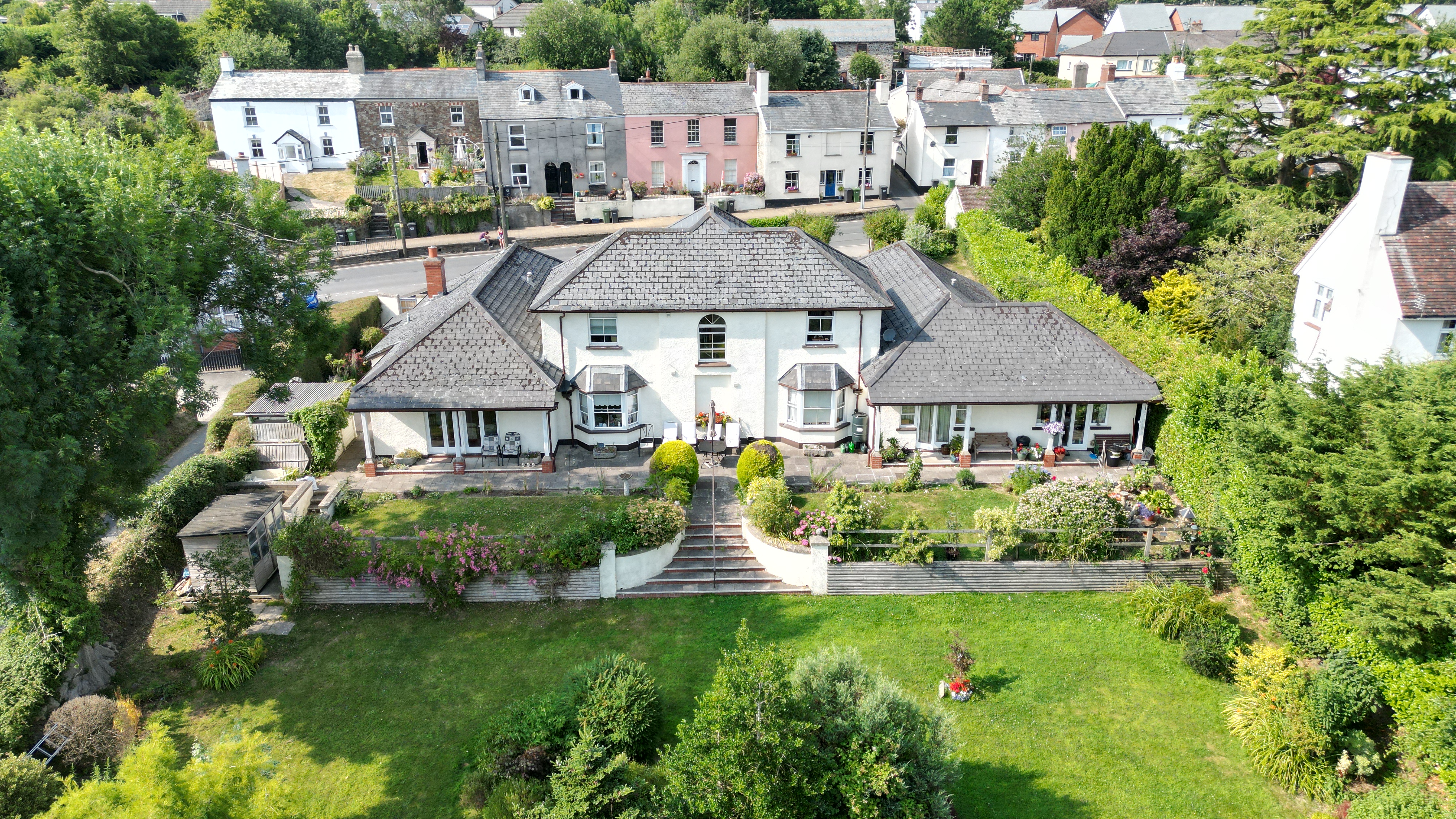 Duffield Court's Beautiful Back Garden