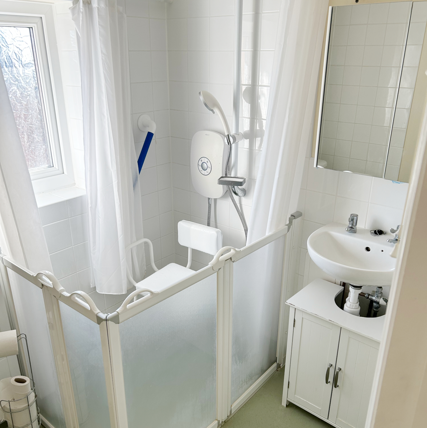 Accessible Shower Room At Abbeyfield West Wight With Grab Bars And Shower Seat