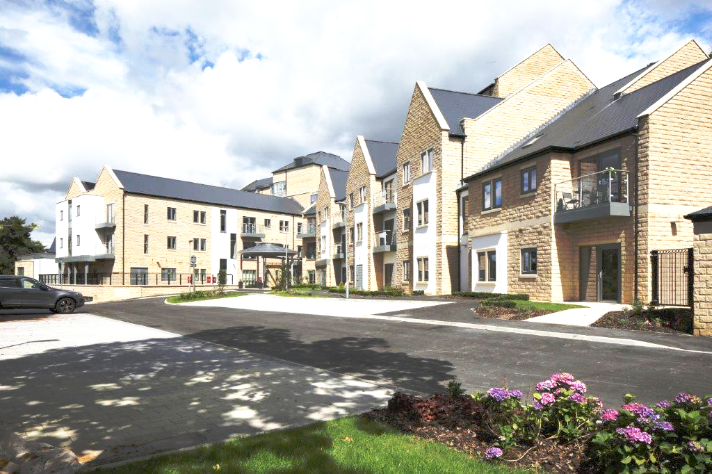 Carparking area at the front of Fern House, Bingley BD16 4FA