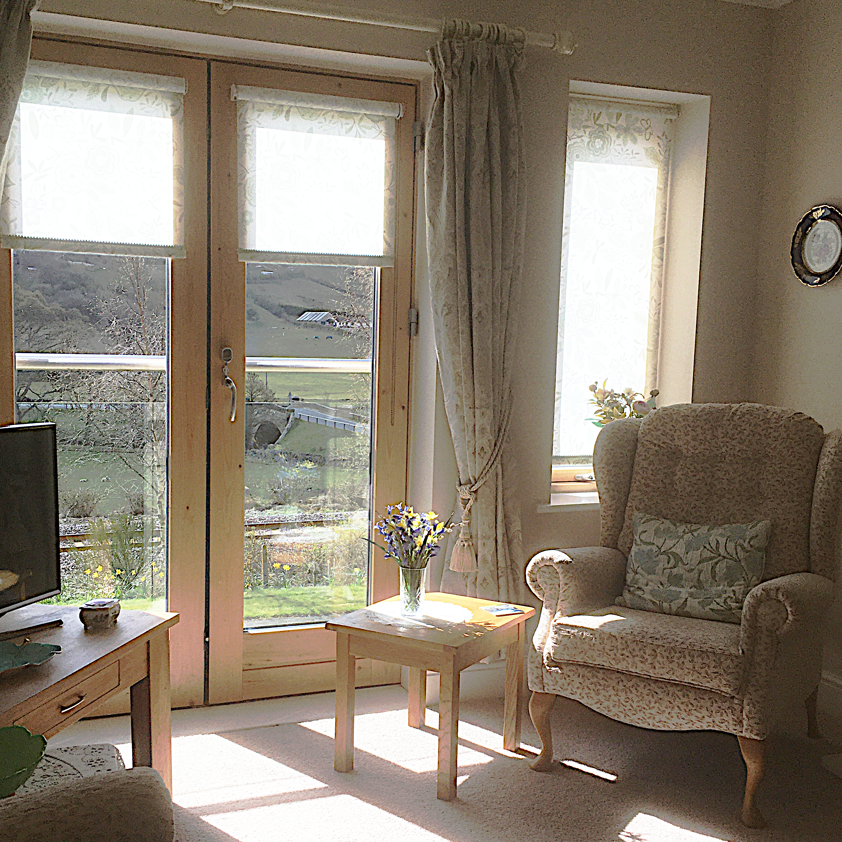 lounge-area-at-esk-moors-lodge.jpg