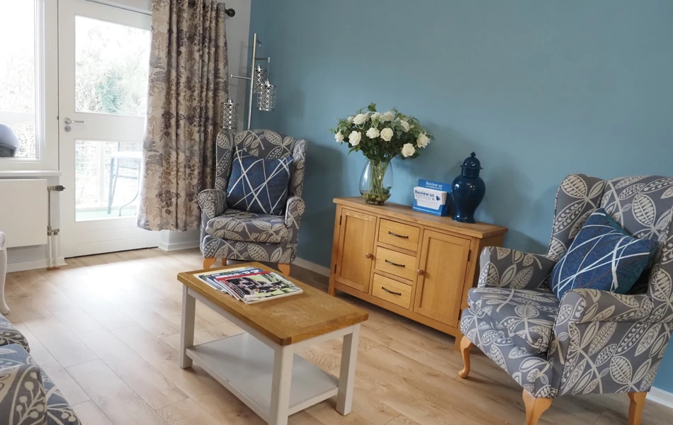 Welcoming sitting area, Friars Mead, WD4 8DR