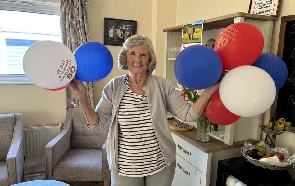 Thumbnail IMG 8569Sadie VE Day