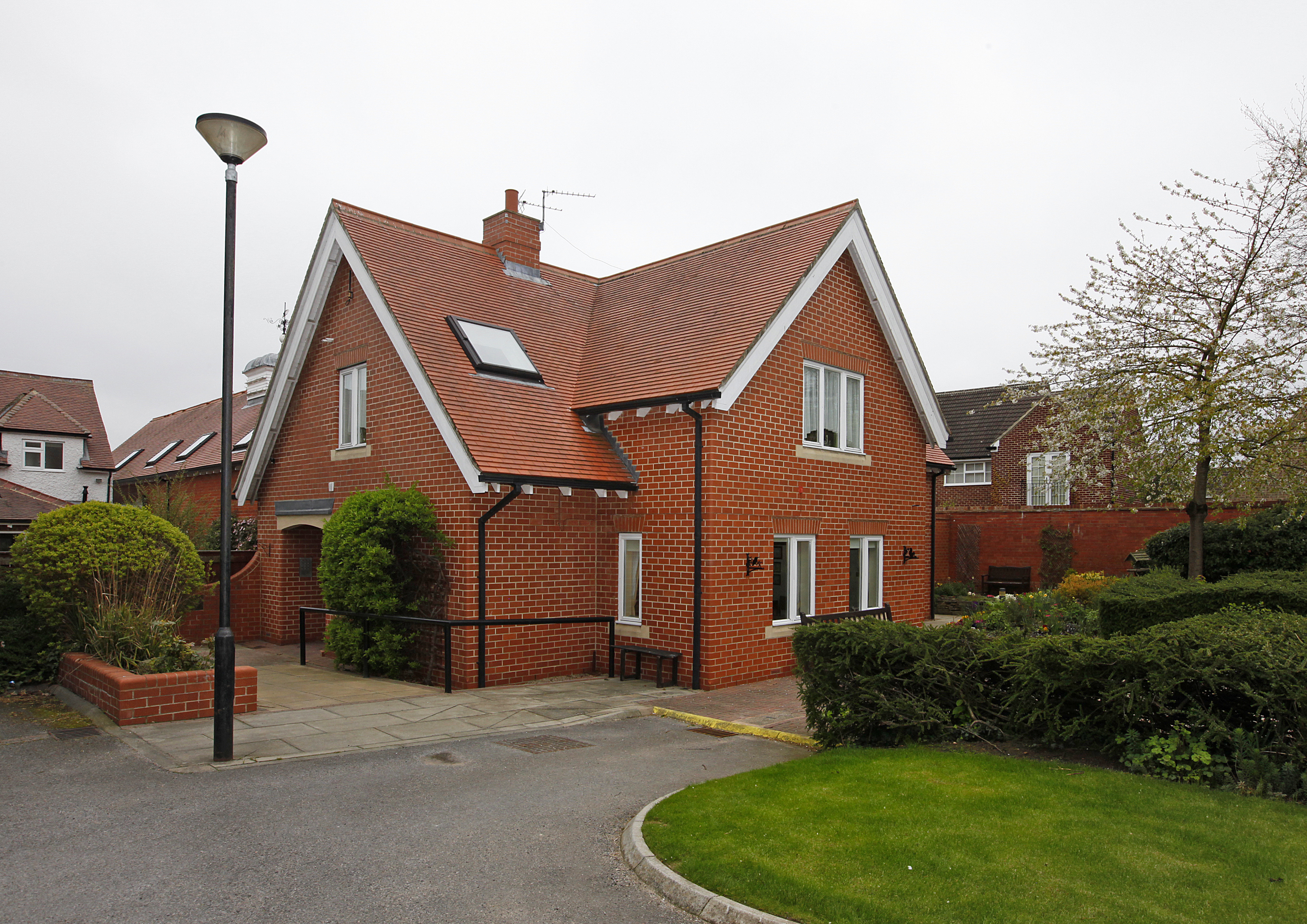 The front of Earl Keelan House DL3 8PD with a lamp post outside Earl Keelan House