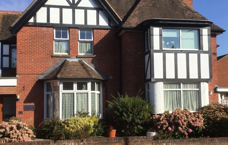 Exterior Photo Of Abbeyfield West Wight Residential House, With Tudor Style Decorative Beams