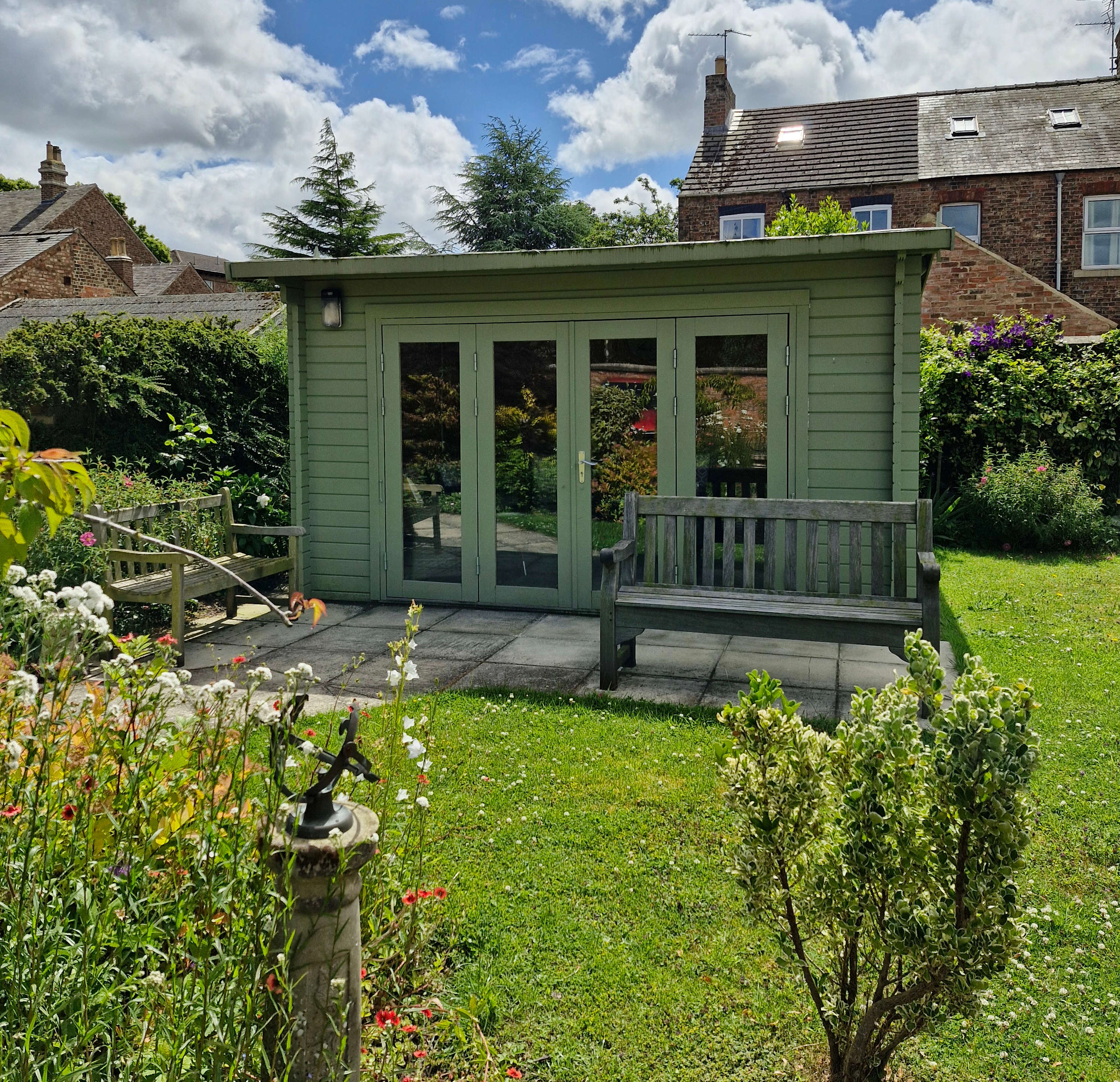 Summer house at The Limes, Thirsk YO7 1HX