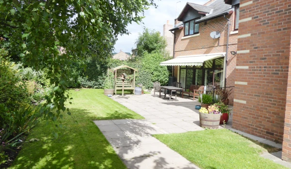 Abbeyfield House garden (1)