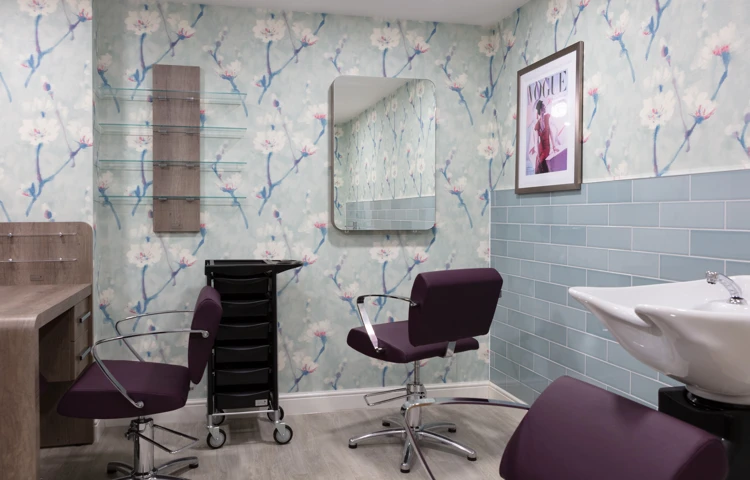 Holdenhurst May22 8936 Web