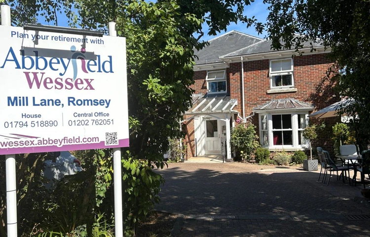 Romsey House Aug26 (2)