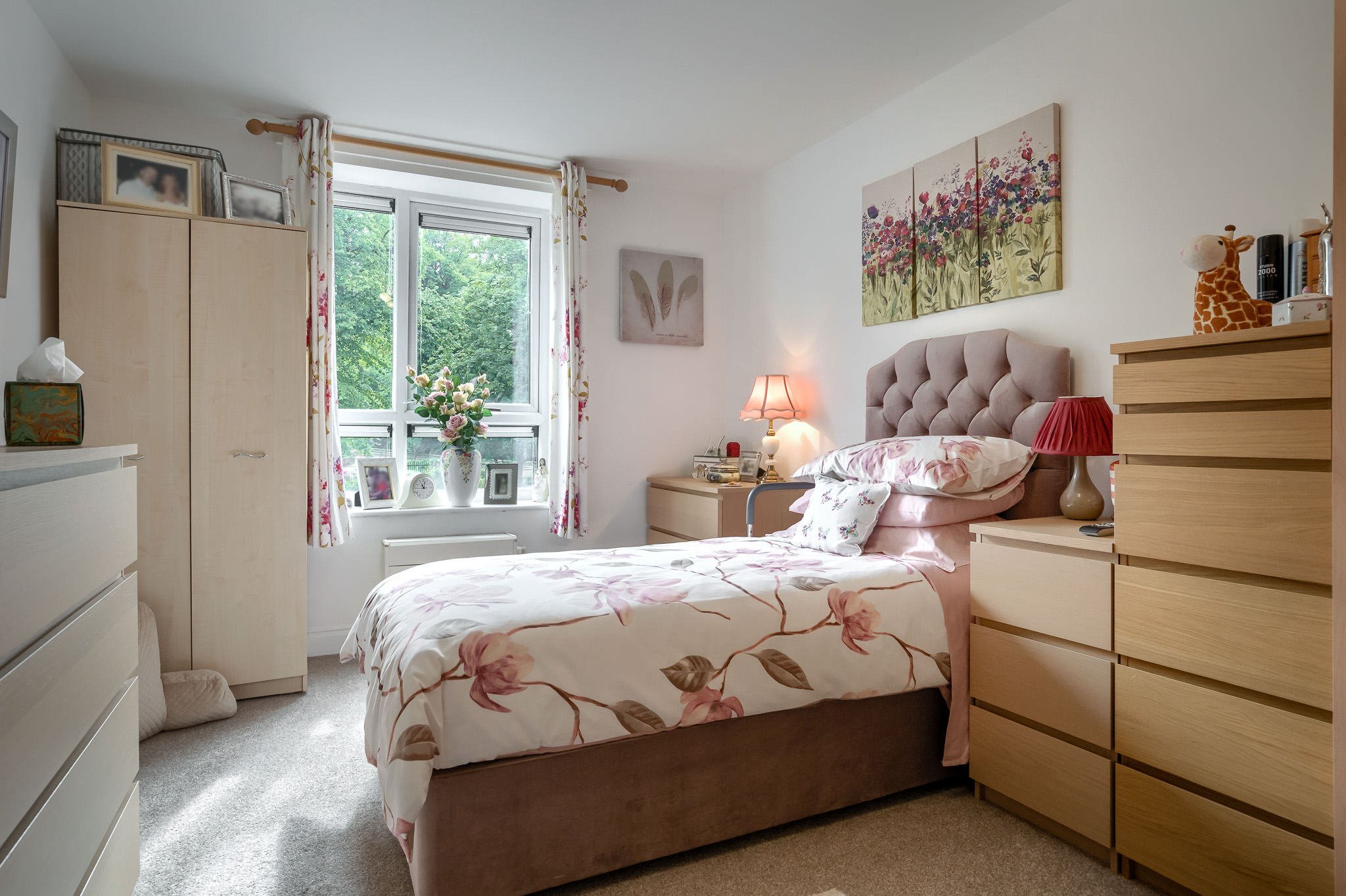 Single bedroom at Hampton House, Solihull B91 2QT