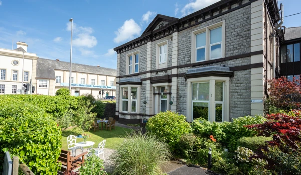 entrance-to-Abbeyfield House, Ulverston LA12 0BY