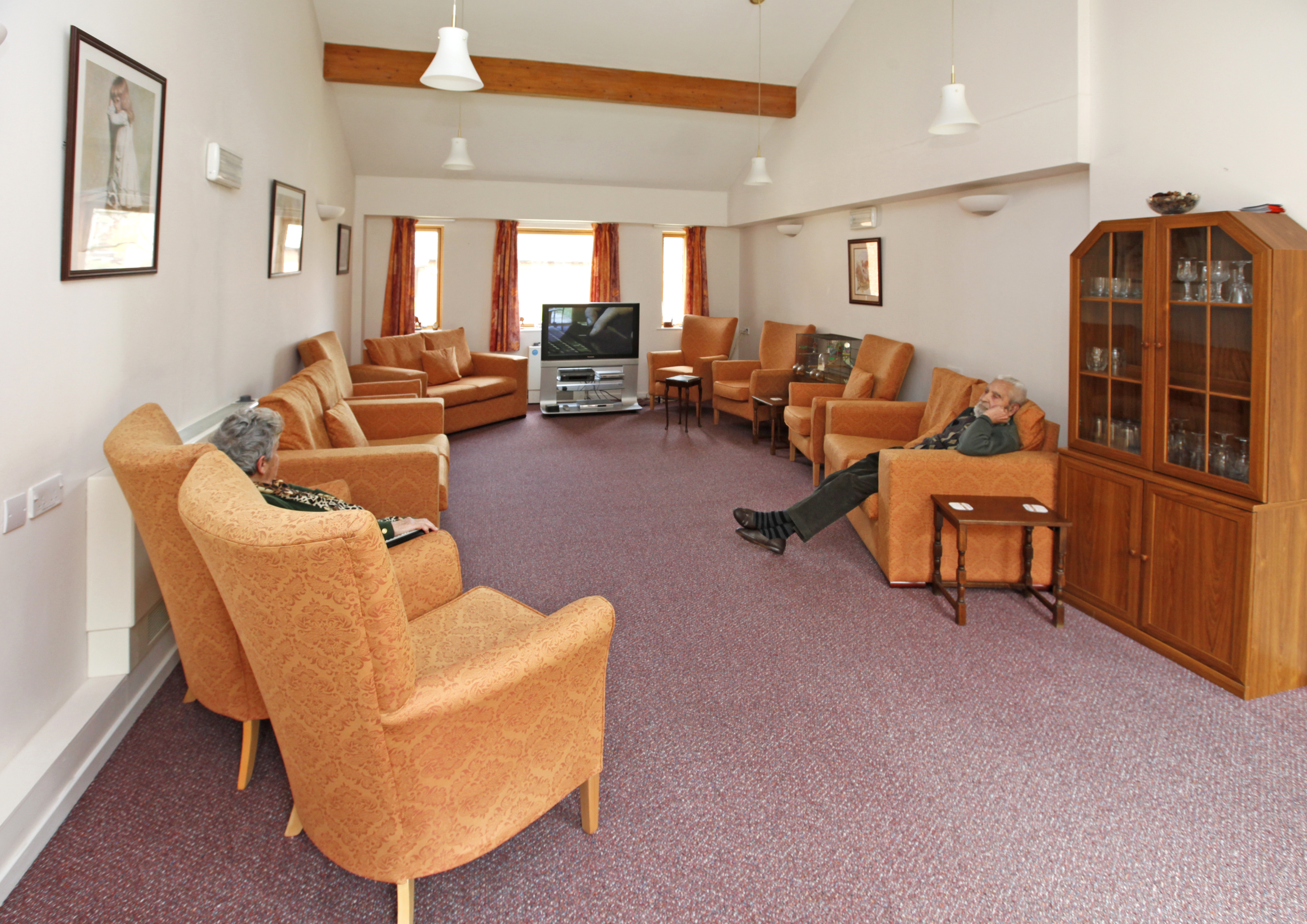 TV lounge at Abbeyfield House, Hayes UB4 0SW