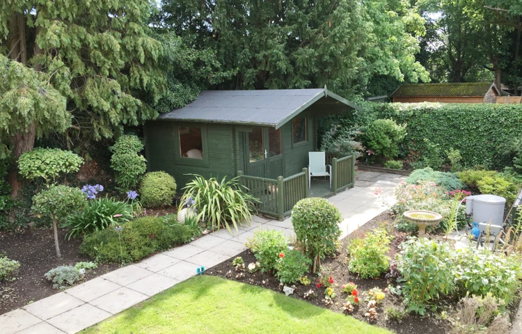 Summer house in the garden of Rider House, Loughton IG10 4LT