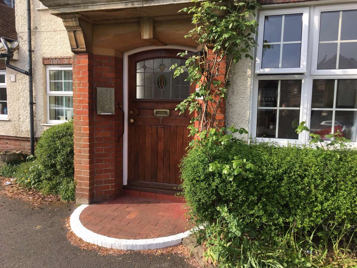 Front entrance of Lade House, East Sussex