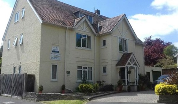 The front of Abbeyfield House, Havant PO9 2SS