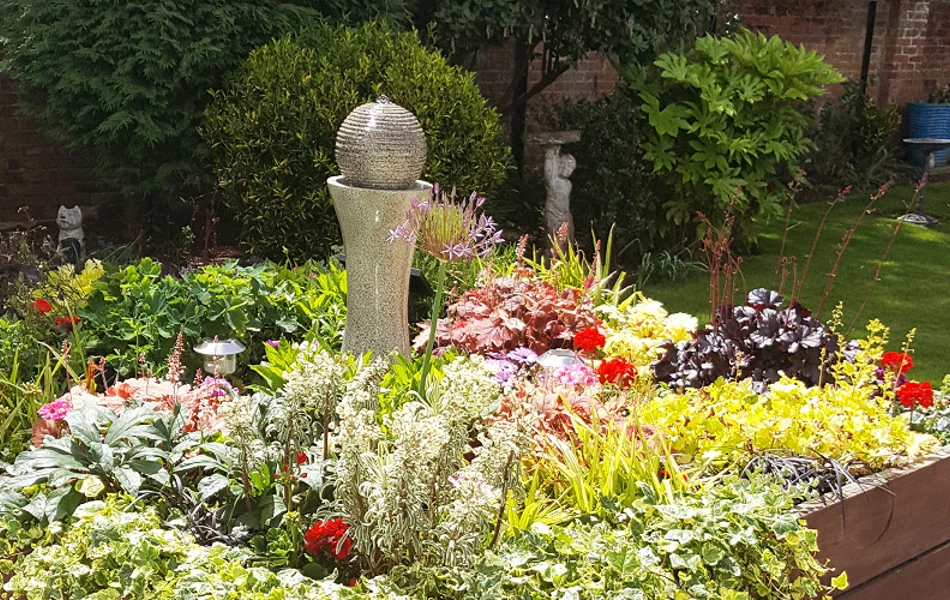 flowers-at Sibleys Orchard, Hemel Hempstead HP3 8LJ