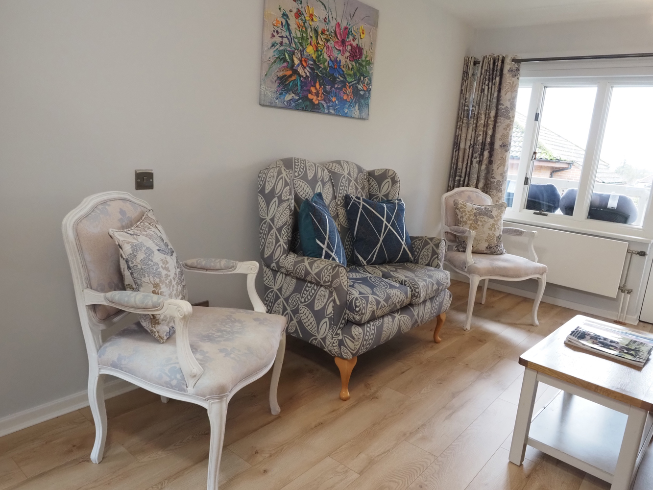 Sitting area, Friars Mead WD4 8DR