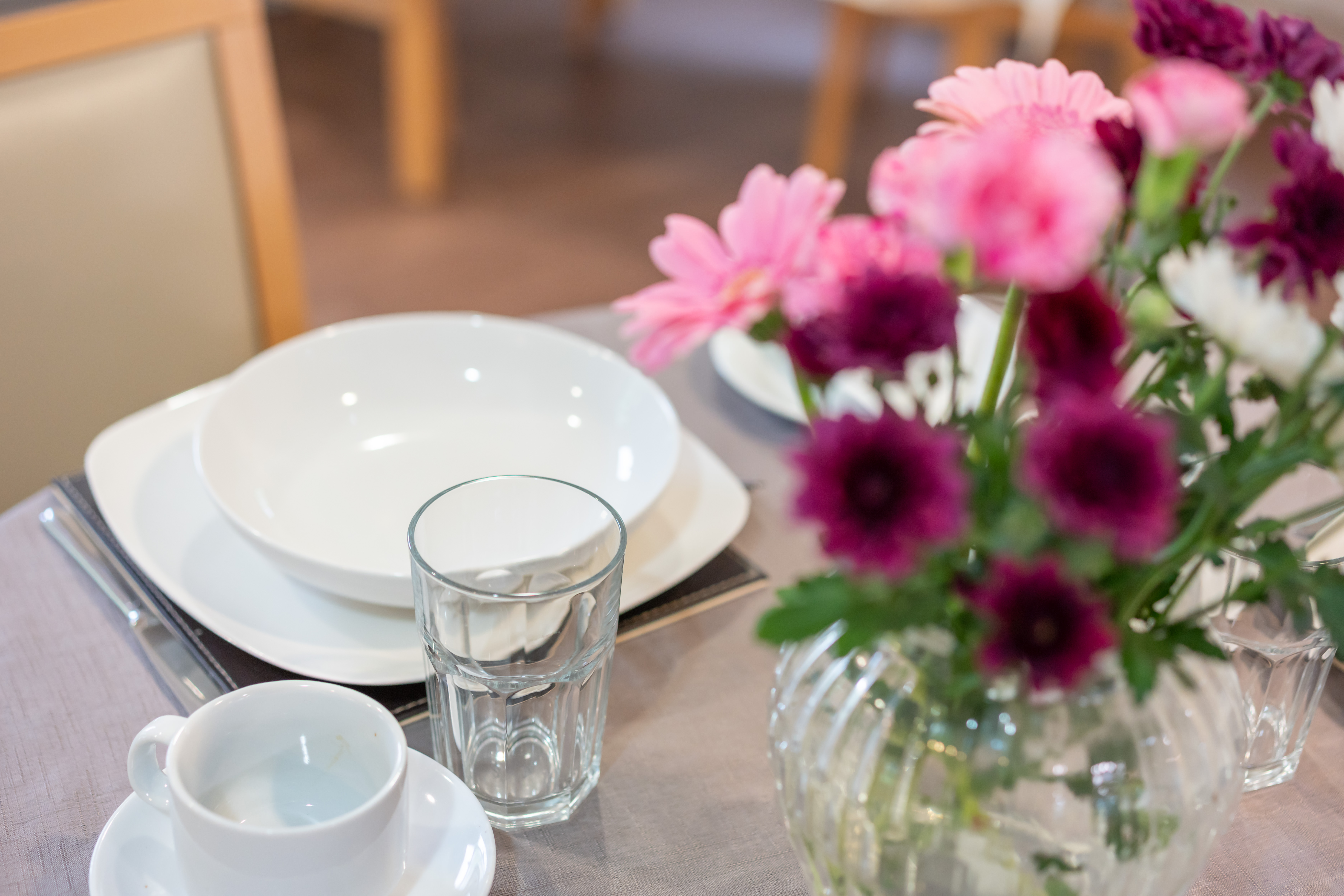 dinner-table-set-for-lunch-at Abbeyfield House, Cockermouth CA13 9RH (1)