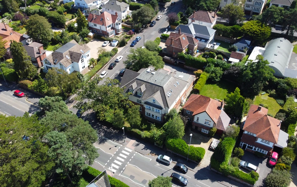 House 2 (8) Pennant House