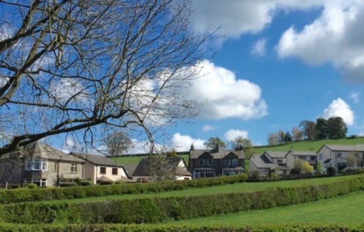 Located in a rural setting Hartland House, Milnthorpe LA7 7QW