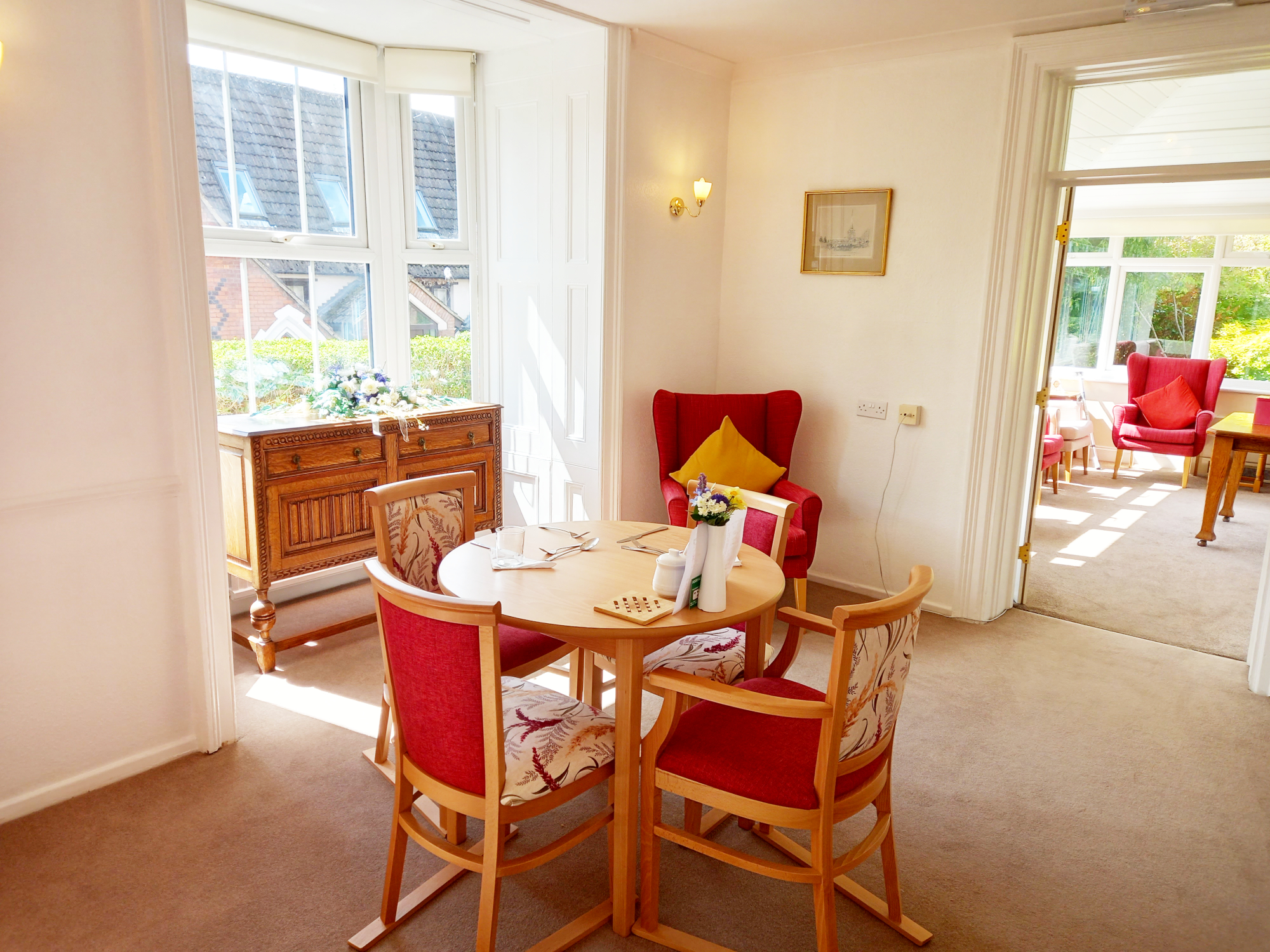 Enjoy Delicious Meals Together At St Mary's House