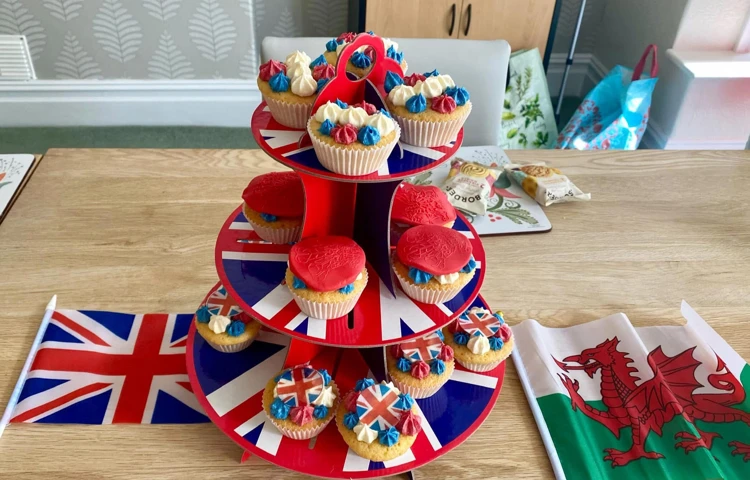 Colwyn Bay, Alexandra Road, LL29 7YB, Cakes