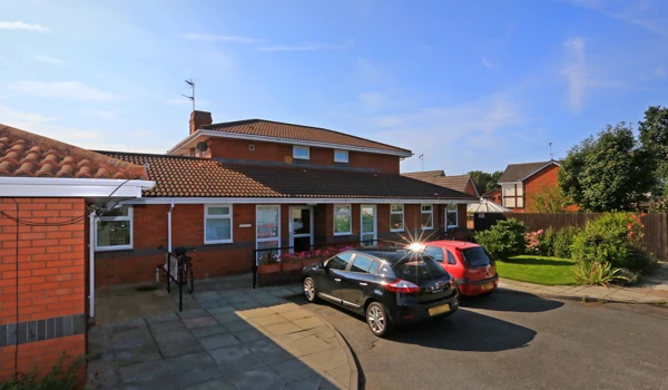 abbeyfield-house-ellesmere-port-ch65-6sq-1.jpg