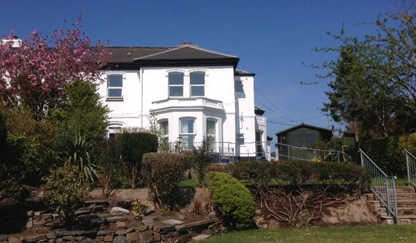 Glen Tor house and garden