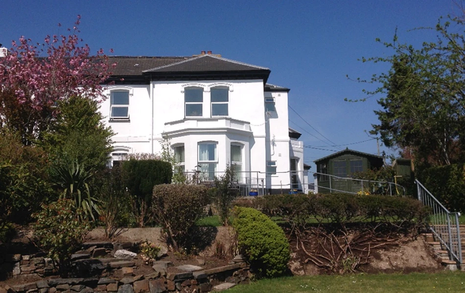 Glen Tor house and garden