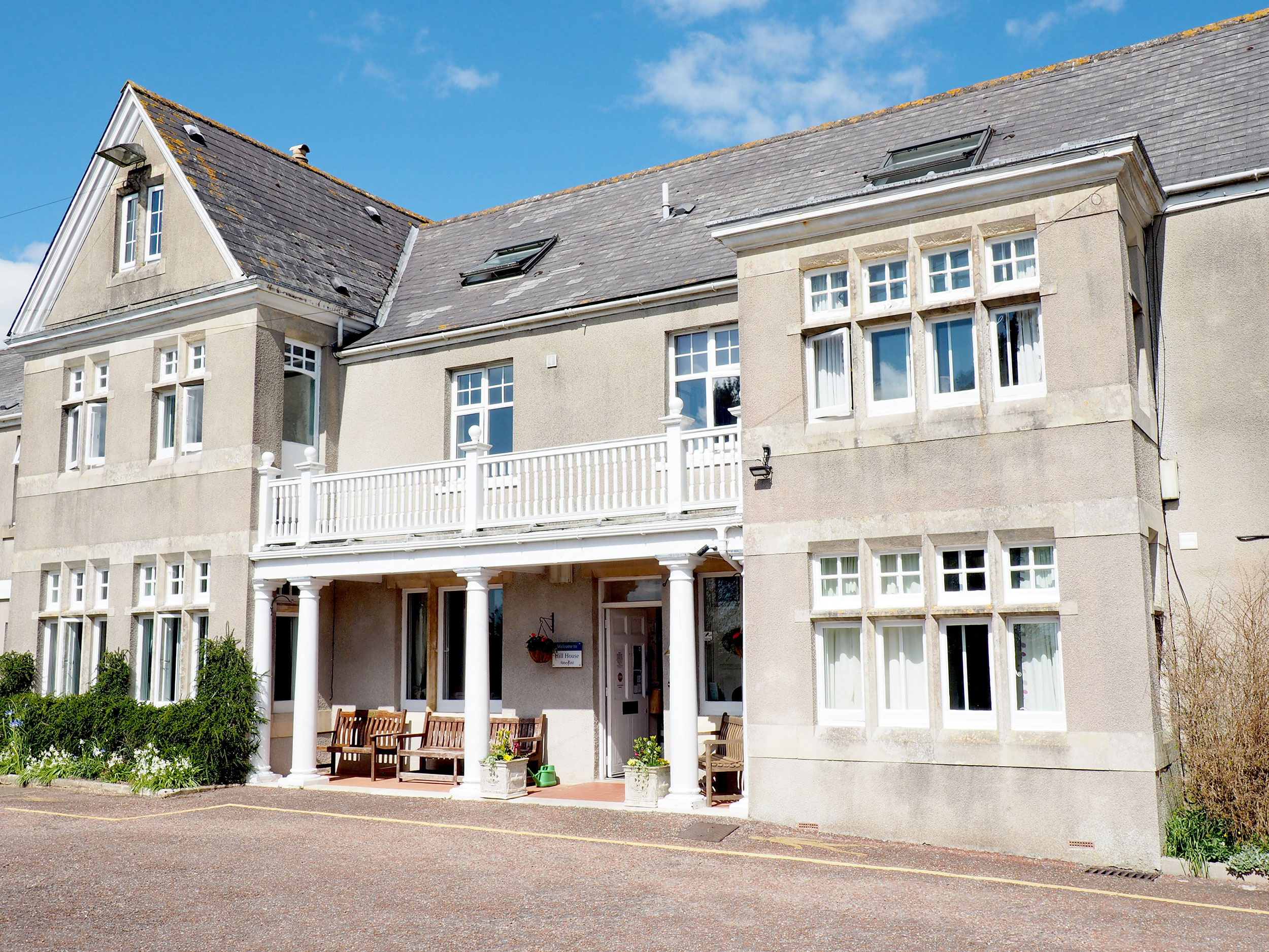 Front view of Hill House, Honiton