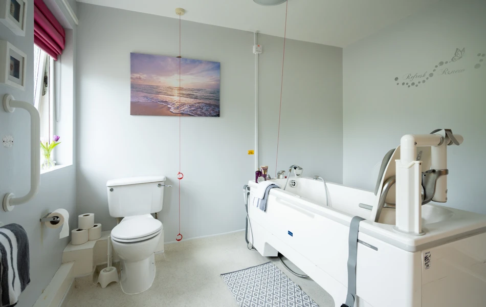 Assisted Spa Bathroom At Bradbury House