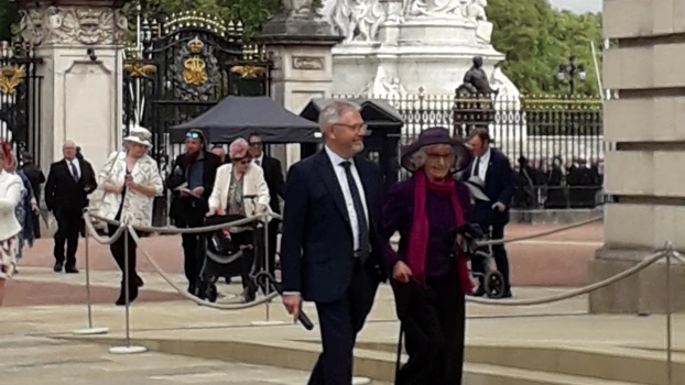 Buckingham Palace (2)