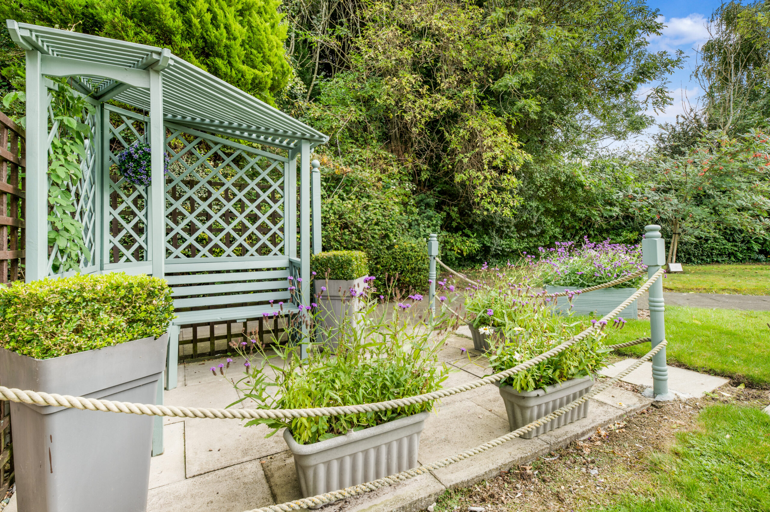 Castle Farm Summerhouse