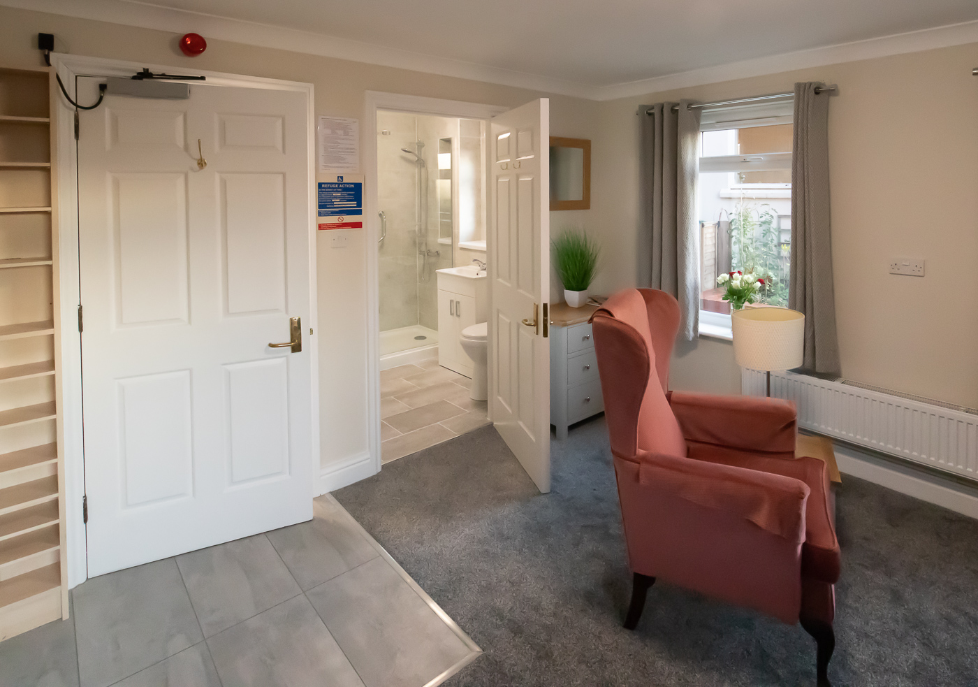 Bedroom and bathroom at Prestbury House, Cheltenham GL52 3DD