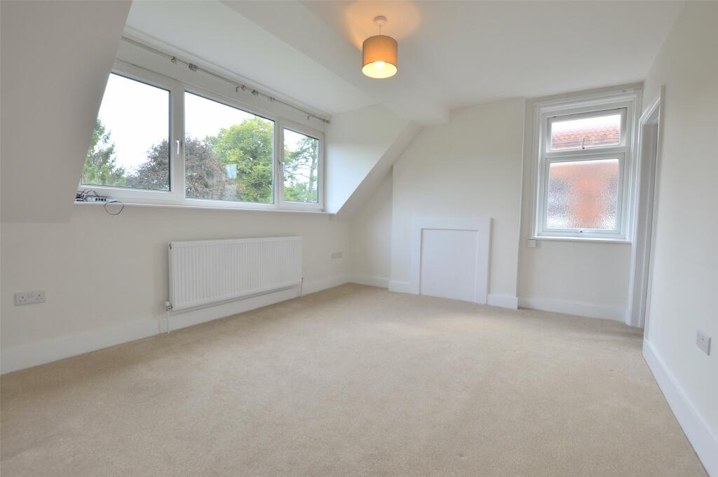 Unfurnished top floor room at Abbeyfield House, Reigate RH2 9DZ (2)