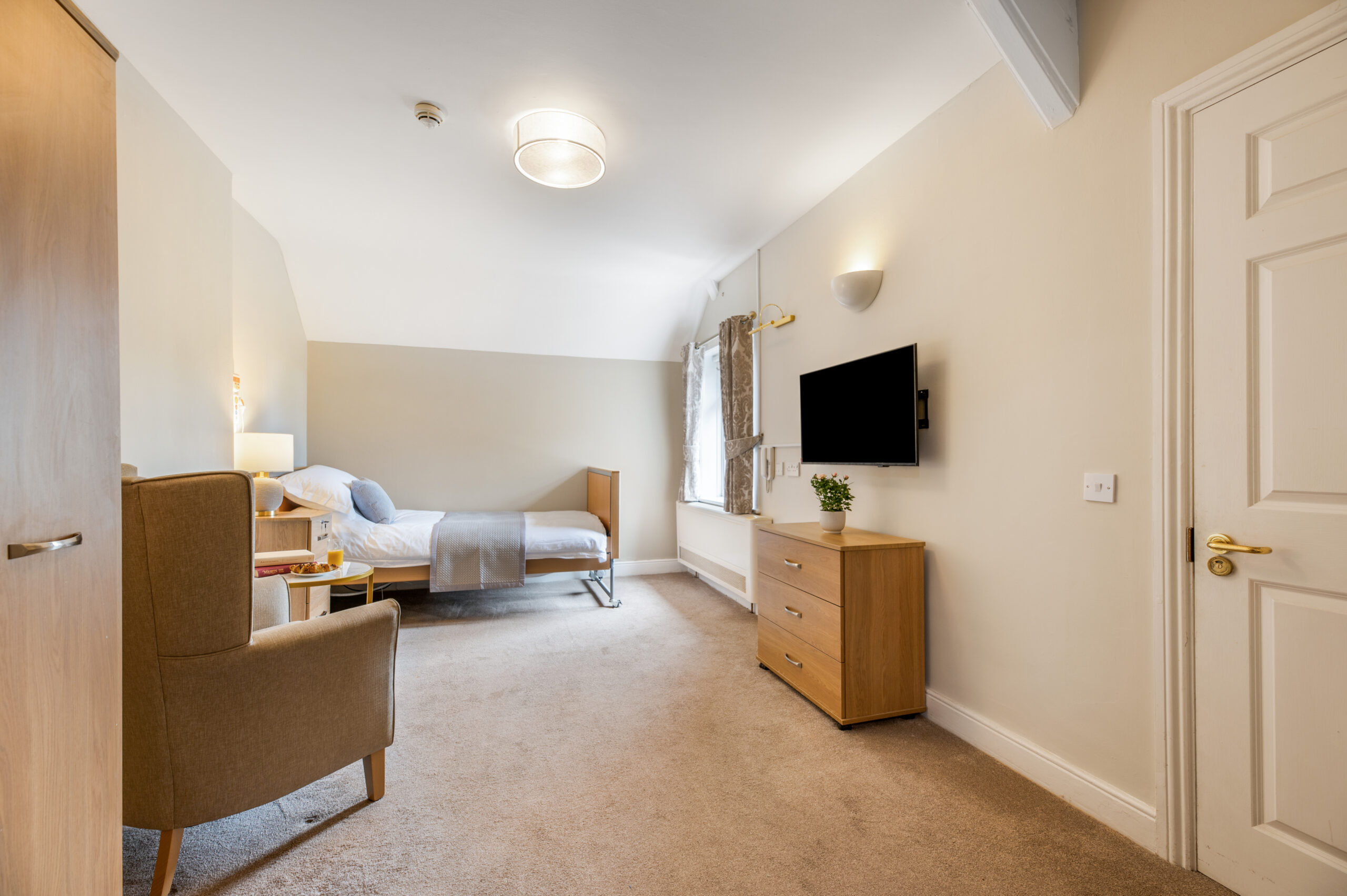 Grove Bedroom Spacious