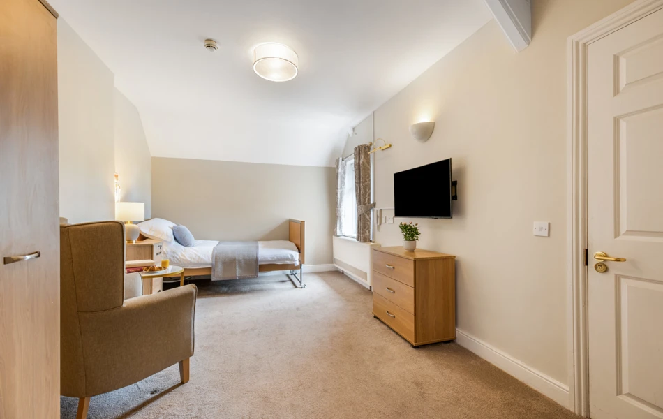Grove Bedroom Spacious